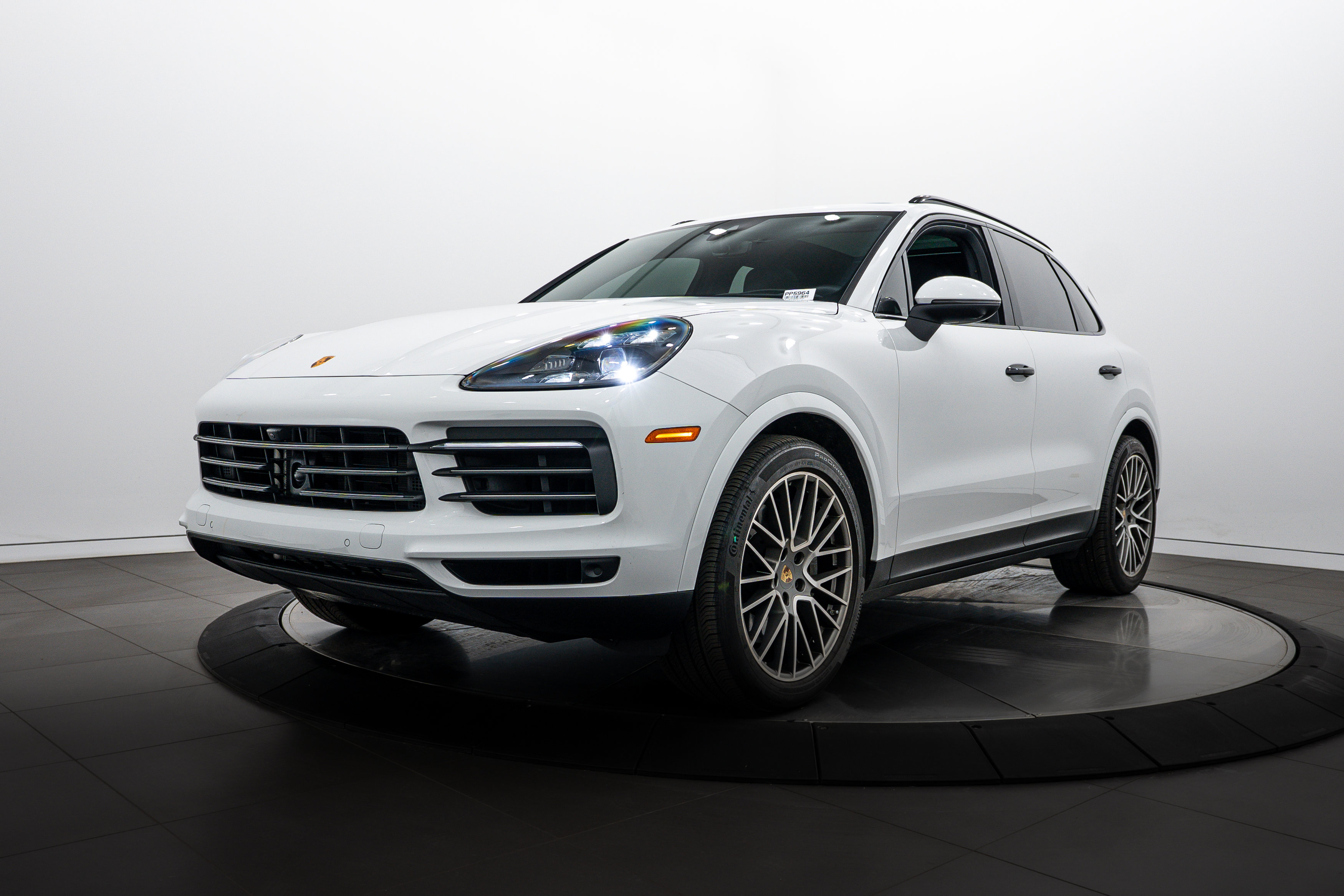 2023 Porsche Cayenne Platinum Edition