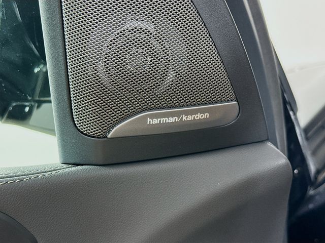 2026 Bmw X5 xDrive50e photo 16