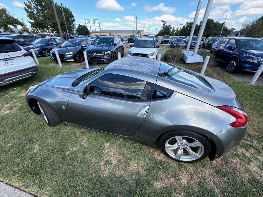 2012 Nissan 370Z Base photo 4