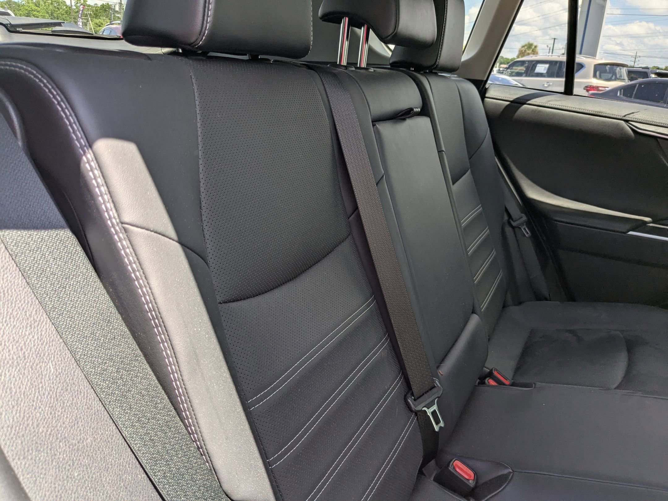 2022 Toyota RAV4 Hybrid Limited photo 30