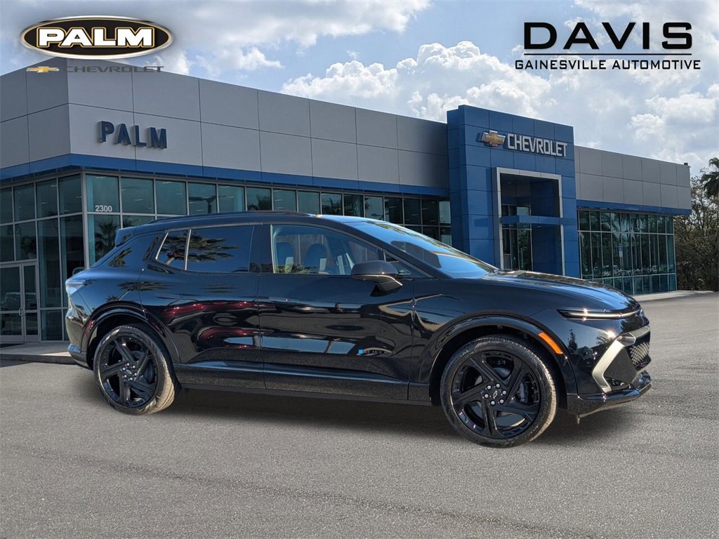 2026 Chevrolet Equinox EV RS's photo