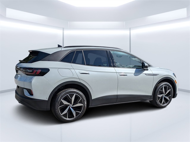 2025 Volkswagen ID.4 Pro S photo 3