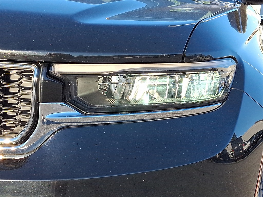 2022 Jeep Grand Cherokee Limited photo 10