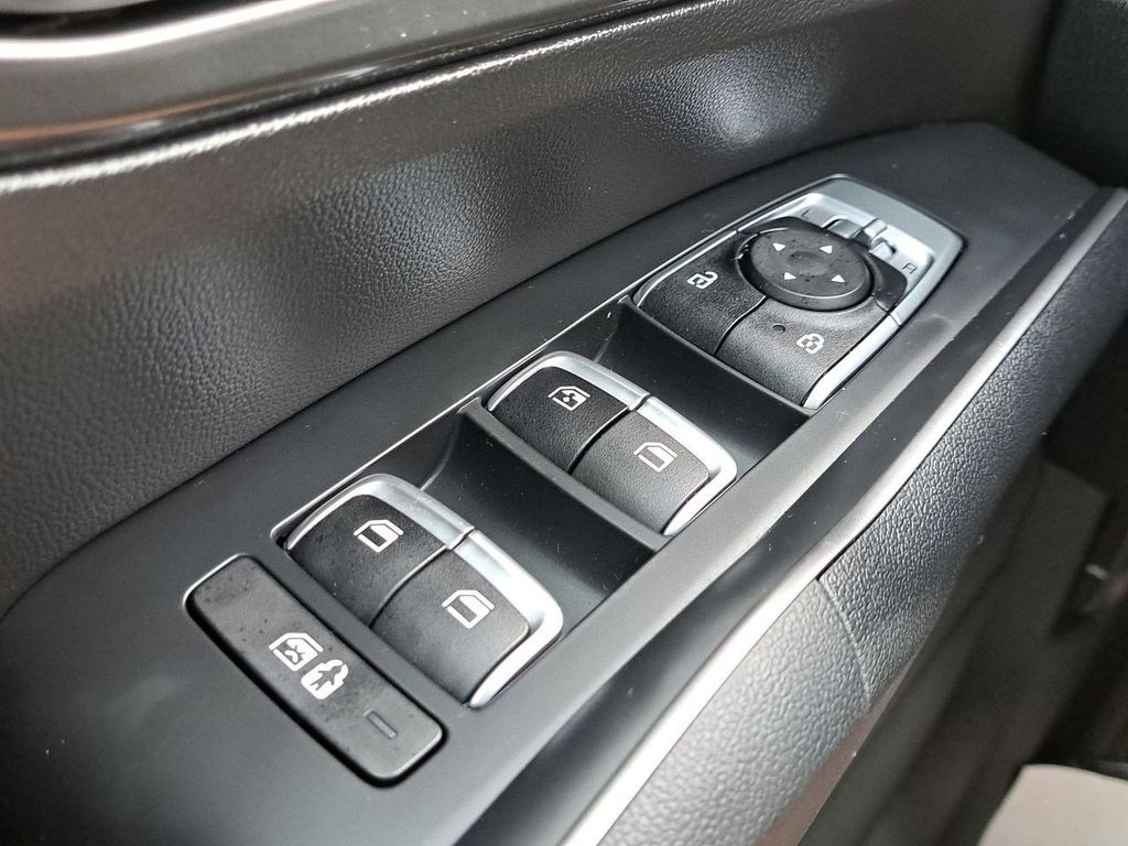 2023 Kia Sorento Hybrid EX photo 24