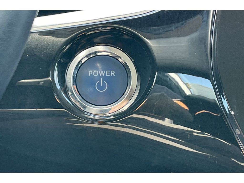 2022 Toyota Prius Prime XLE photo 28