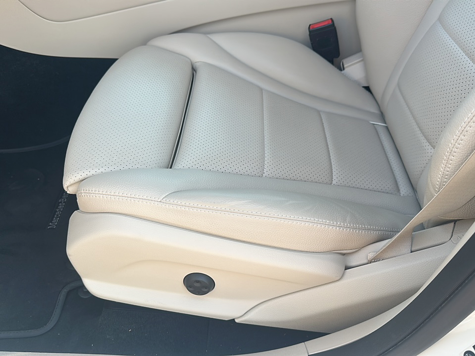 2021 Mercedes Benz GLC 300 4MATIC Coupe photo 10