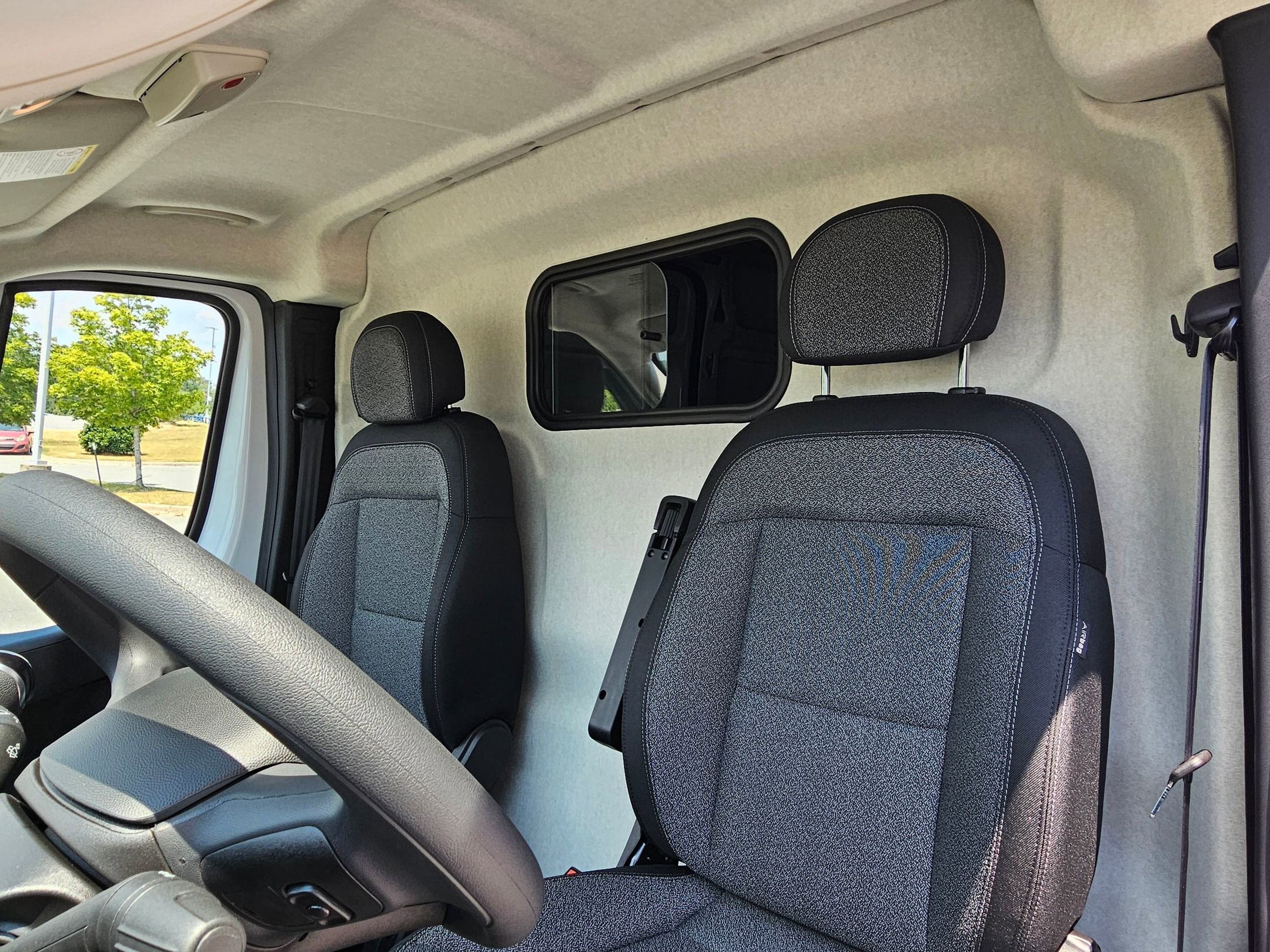 2025 Ram ProMaster 1500 photo 14