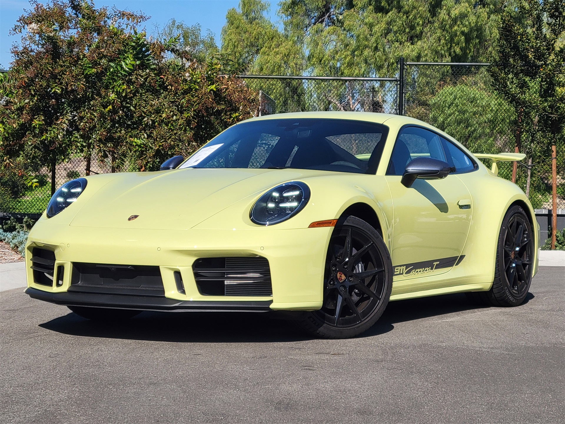 2025 Porsche 911 T's photo