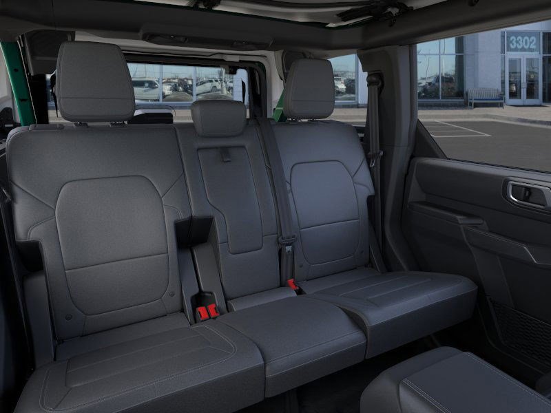 2025 Ford Bronco Outer Banks photo 11