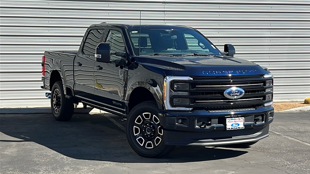 2025 Ford F-250 Super Duty Platinum's photo