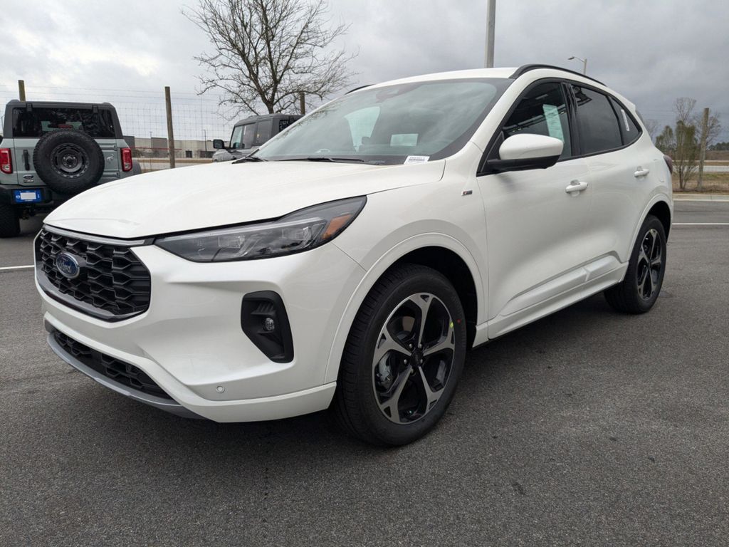 2025 Ford Escape Hybrid ST-Line Elite photo 8