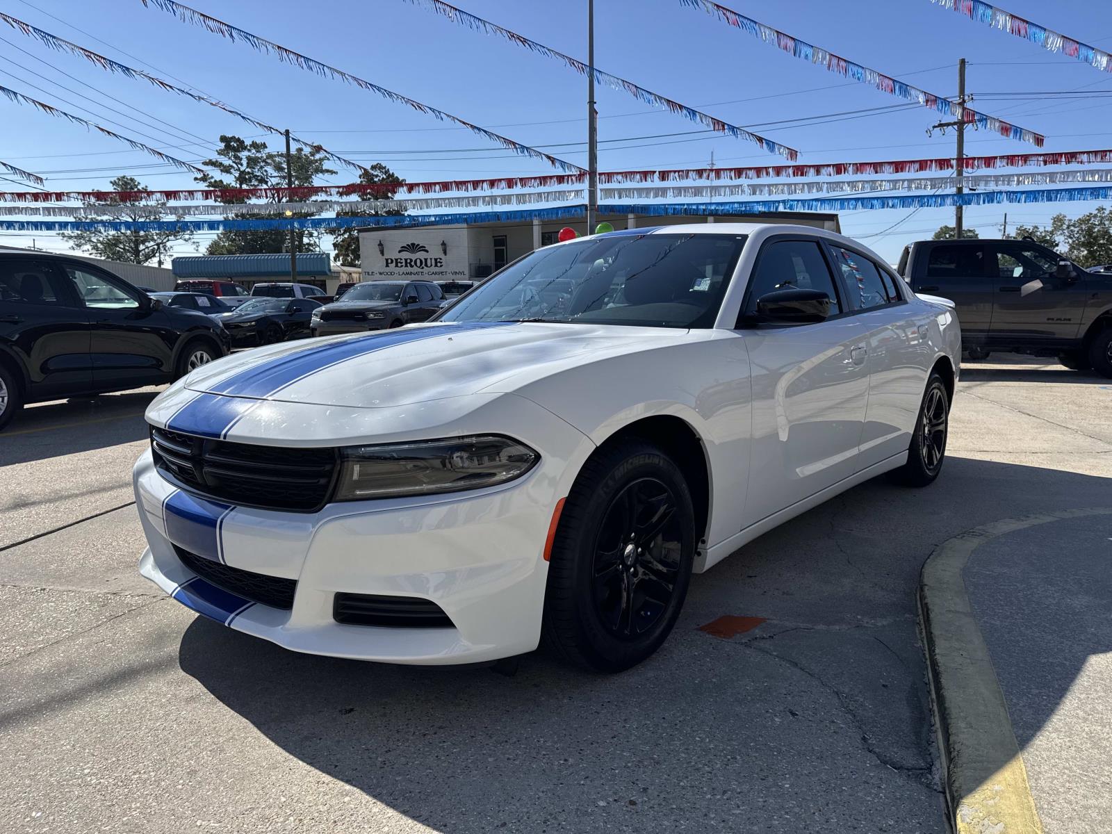 2023 Dodge Charger SXT photo 3