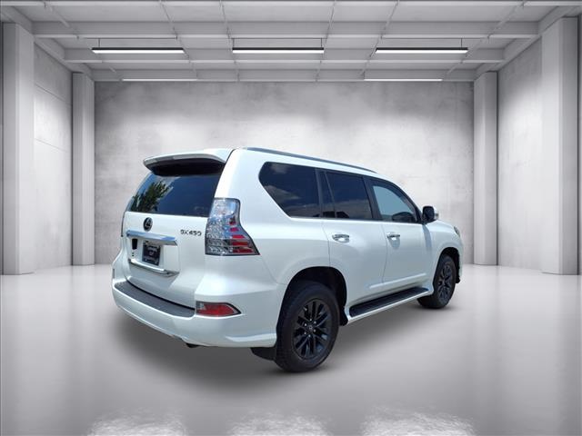 2023 Lexus GX 460 Premium photo 3