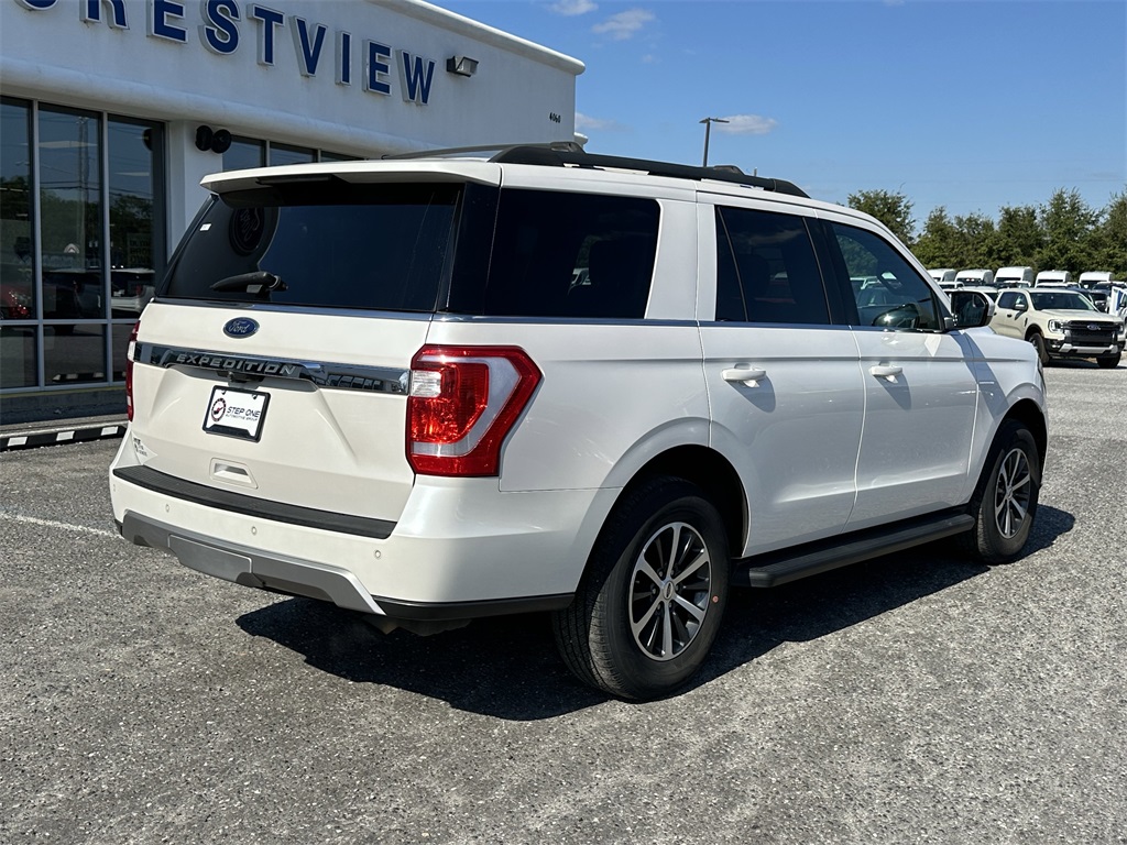 2018 Ford Expedition XLT photo 3