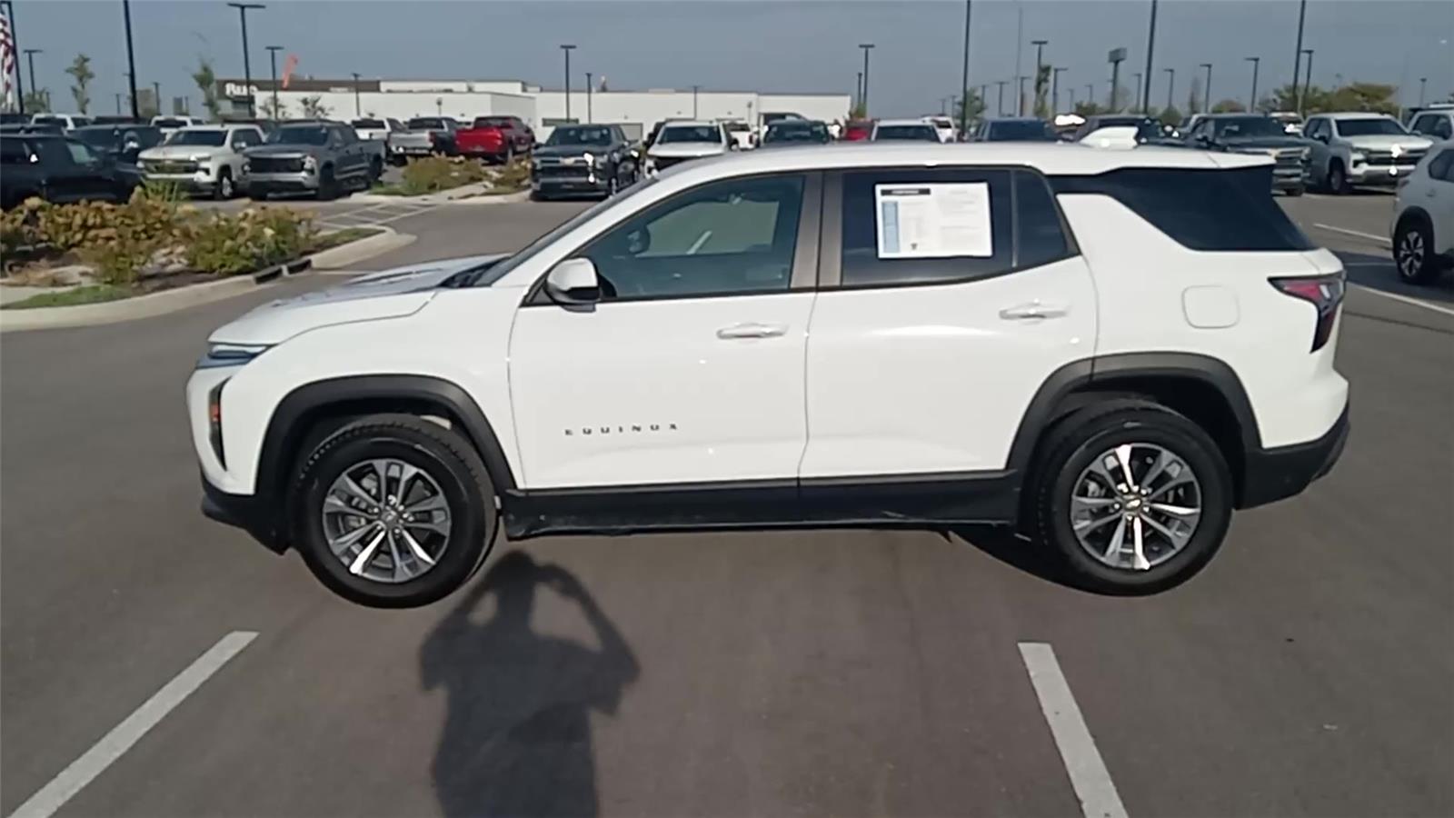 2026 Chevrolet Equinox LT photo 3