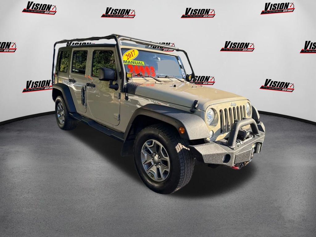 2017 Jeep Wrangler Unlimited Rubicon photo 3