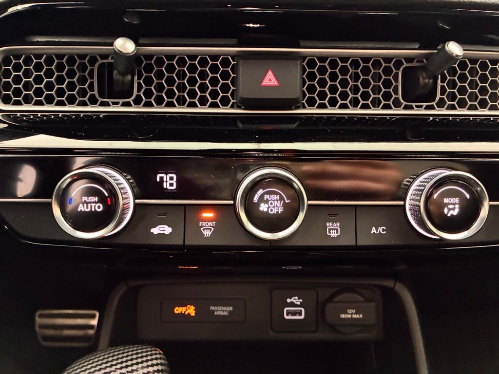 2024 Honda Civic Sport photo 3