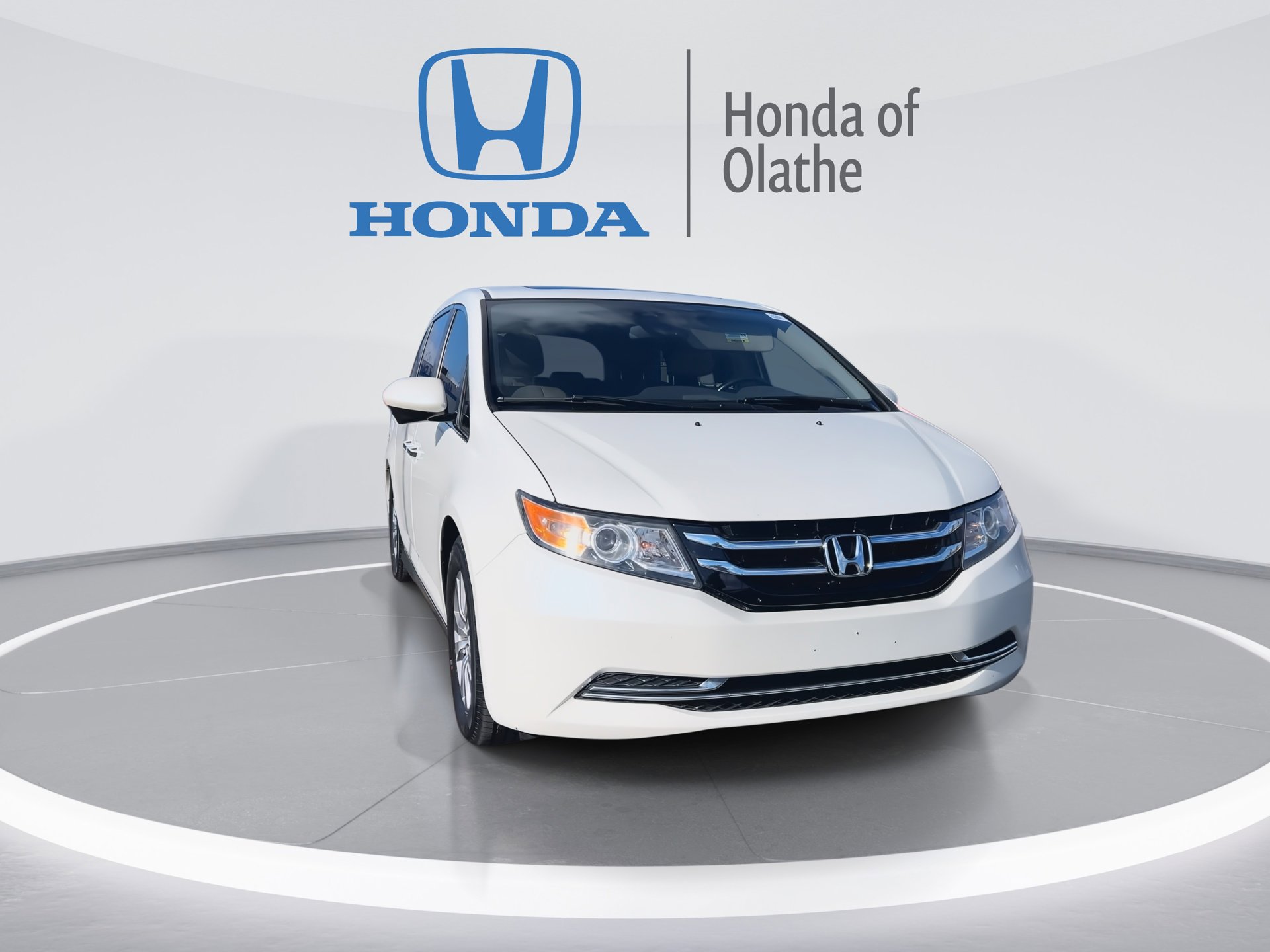 Used 2014 Honda Odyssey EX-L with VIN 5FNRL5H62EB132075 for sale in Kansas City