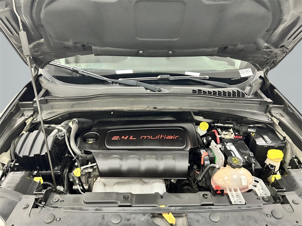 2018 Jeep Renegade Latitude North Edition photo 17