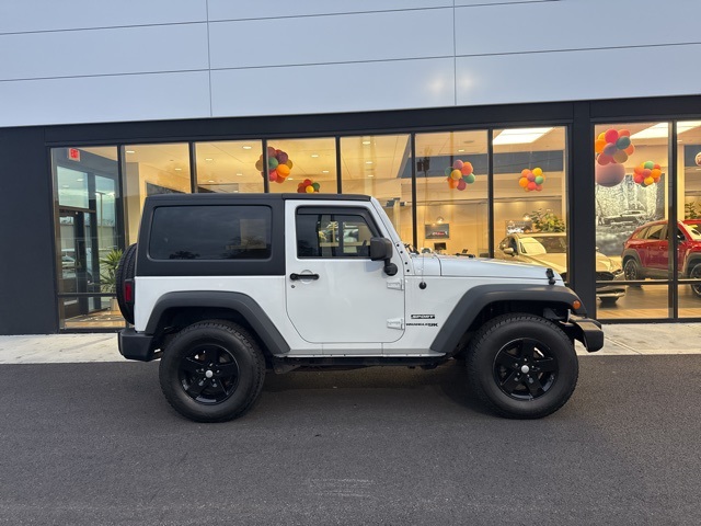 2018 Jeep Wrangler Sport photo 2