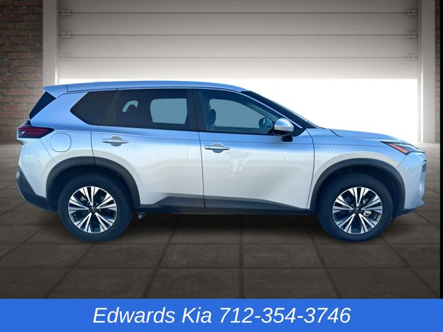 2023 Nissan Rogue SV photo 2