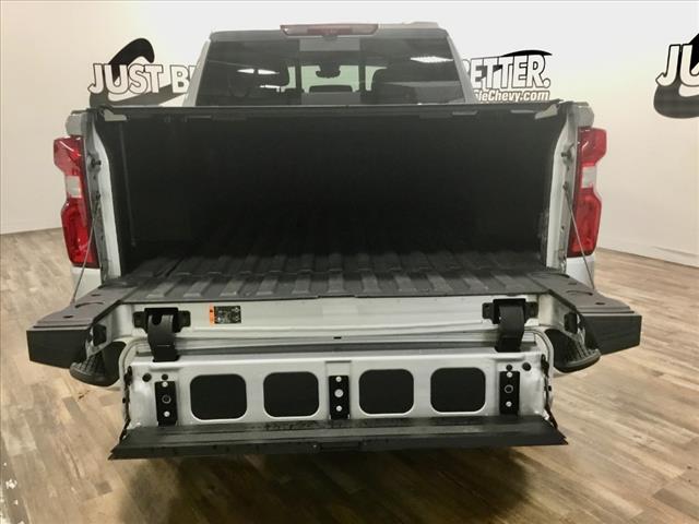 2022 Chevrolet Silverado 1500 High Country photo 23