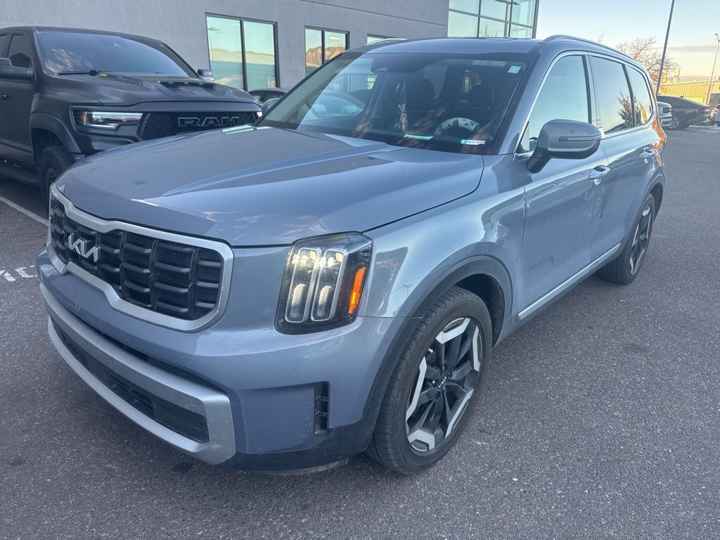 2023 Kia Telluride S photo 4