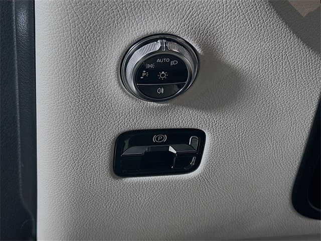 2026 Mercedes Benz GLC 300 4MATIC photo 9
