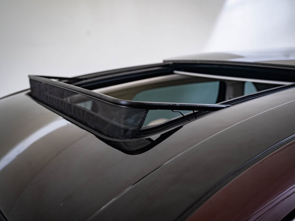2022 Lincoln Nautilus Black Label photo 13