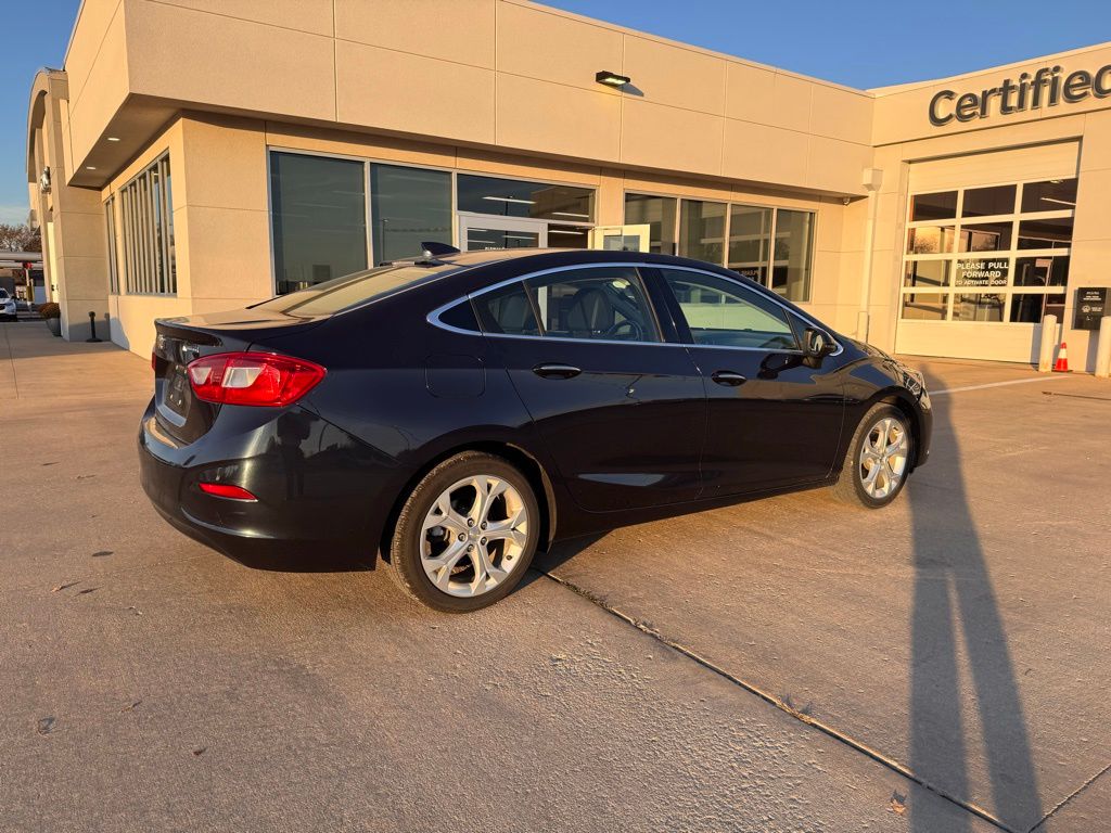 2016 Chevrolet Cruze Premier photo 4