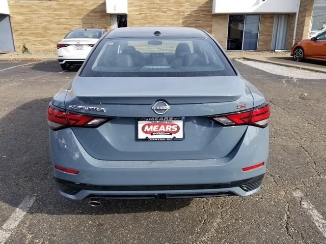 2025 Nissan Sentra SR photo 3