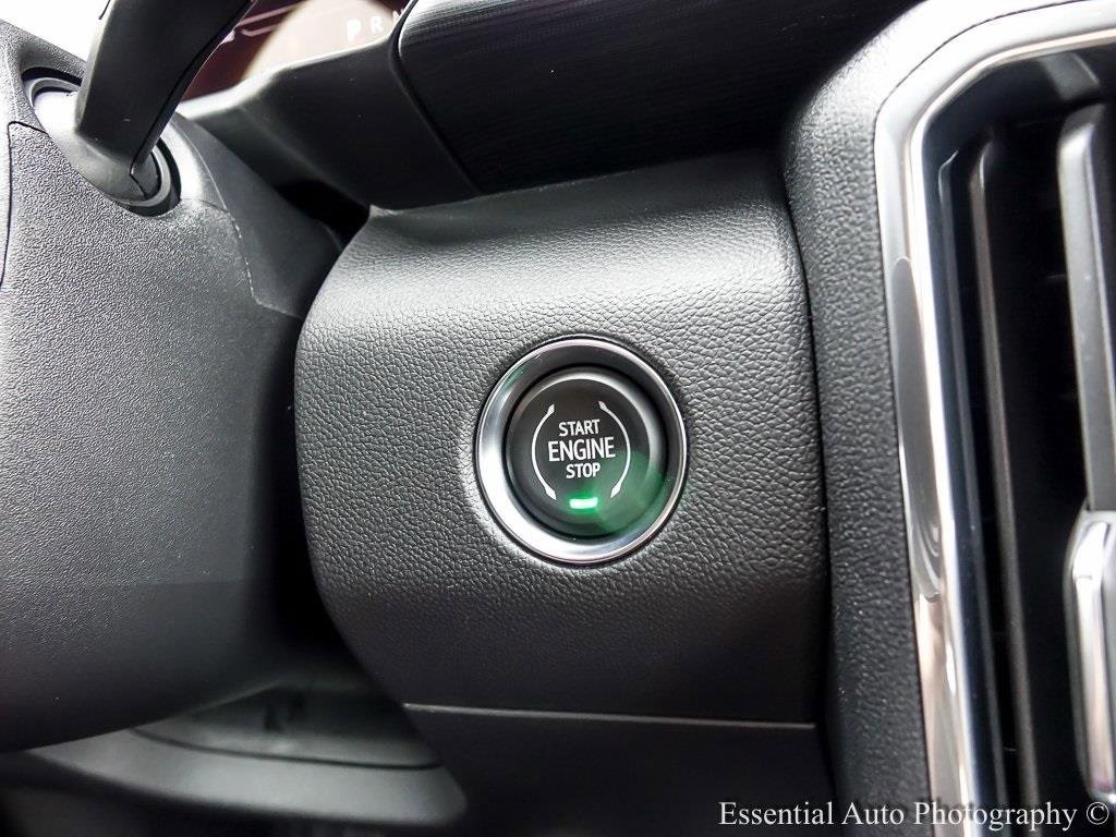 2026 GMC ACADIA - Image 14