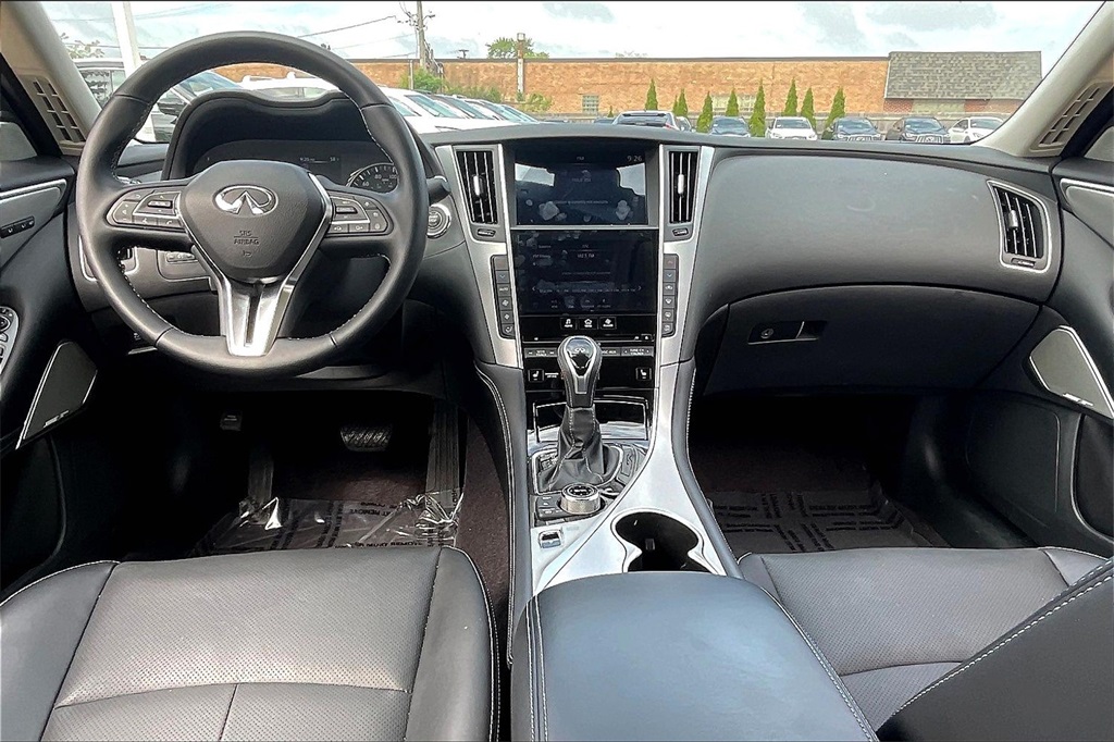 2024 Infiniti Q50 LUXE photo 17
