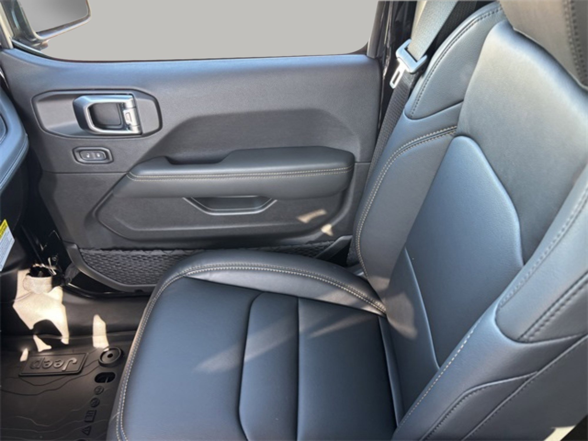 2025 Jeep Gladiator Texas Trail photo 14