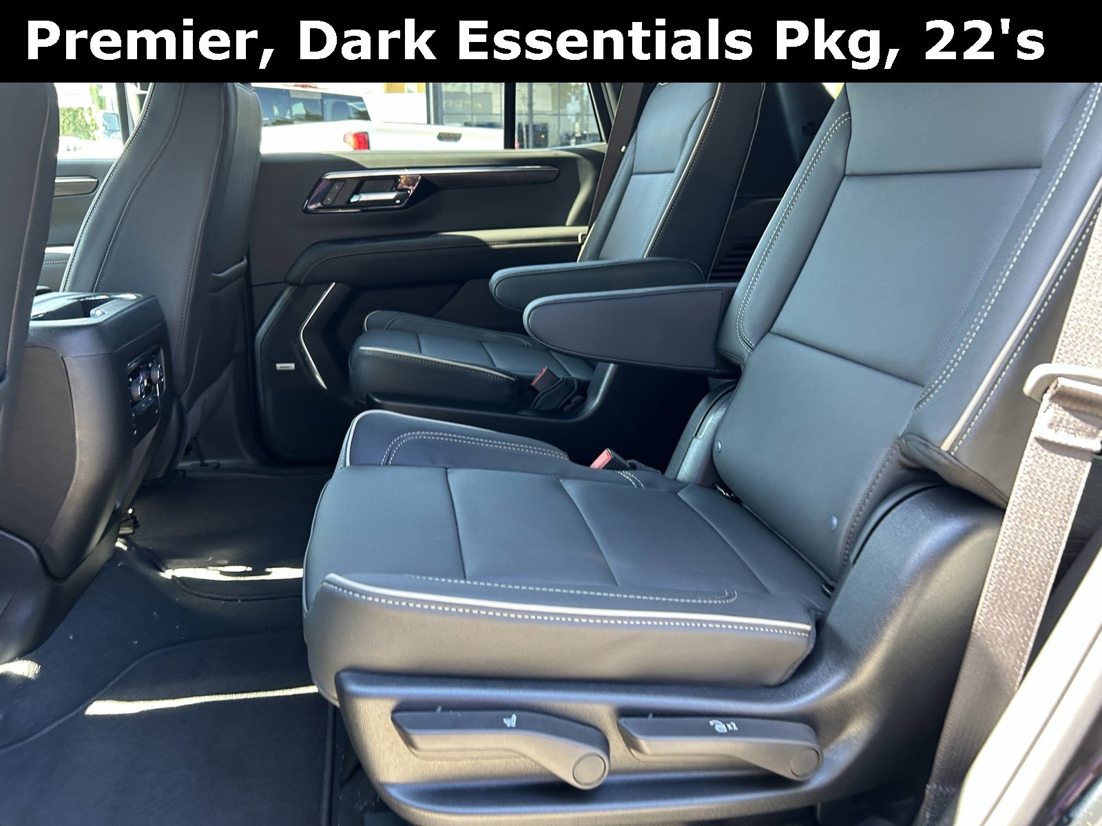 2025 Chevrolet Tahoe Premier photo 26