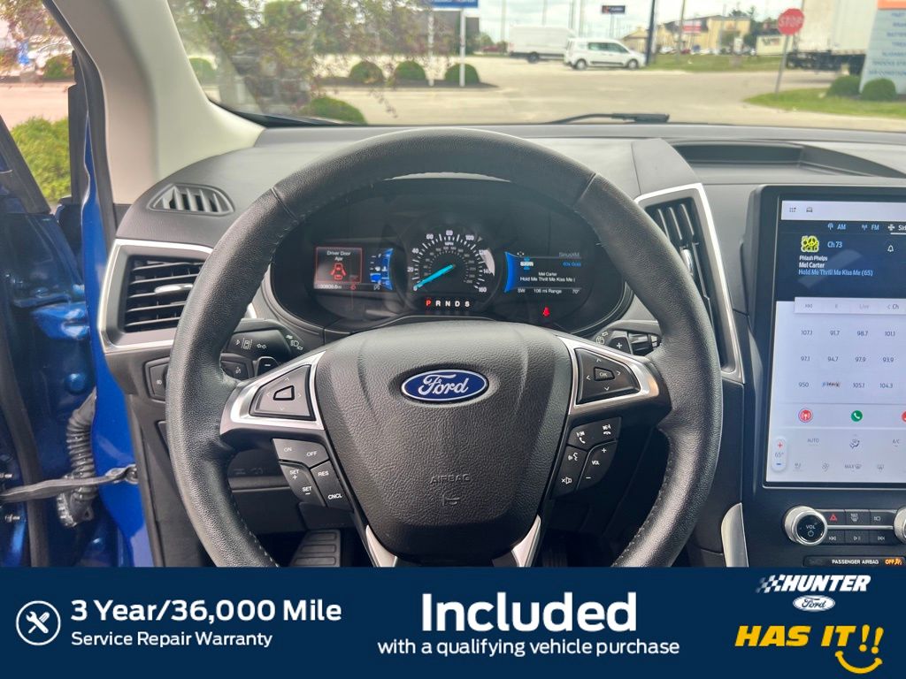 2022 Ford Edge Titanium photo 4