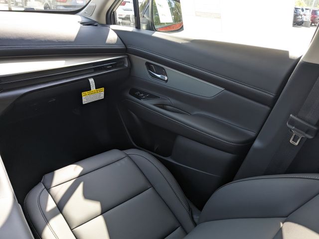 2025 Nissan Murano SL photo 13