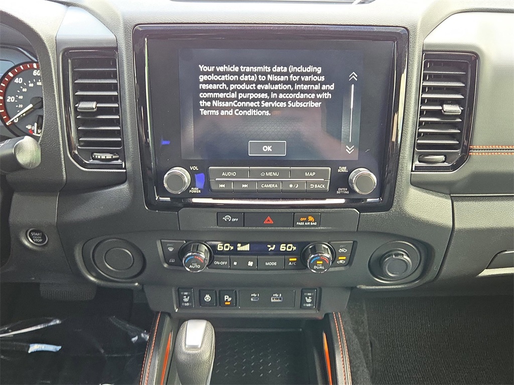 2023 Nissan Frontier PRO-X photo 12
