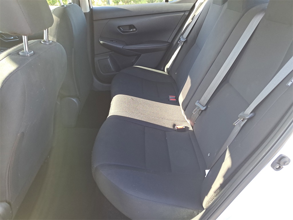 2024 Nissan Sentra S photo 11