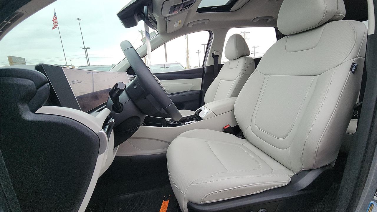 2025 Hyundai Tucson SEL Convenience photo 9
