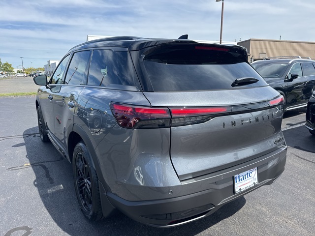 2026 Infiniti QX60 Luxe photo 4