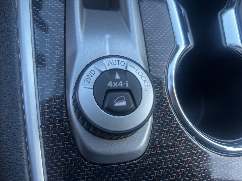 2020 Nissan Pathfinder SL photo 59