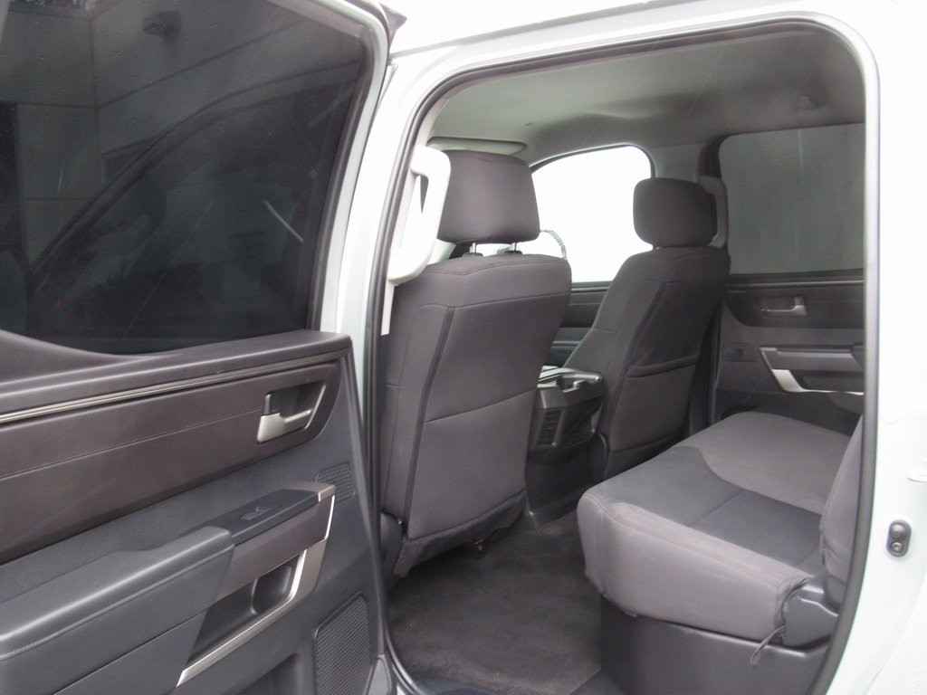 2022 Toyota Tundra SR5 photo 17