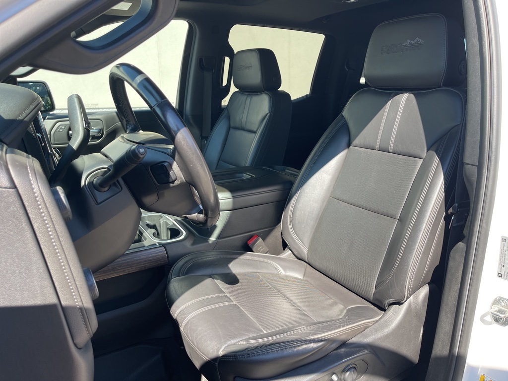 2019 Chevrolet Silverado 1500 High Country photo 15