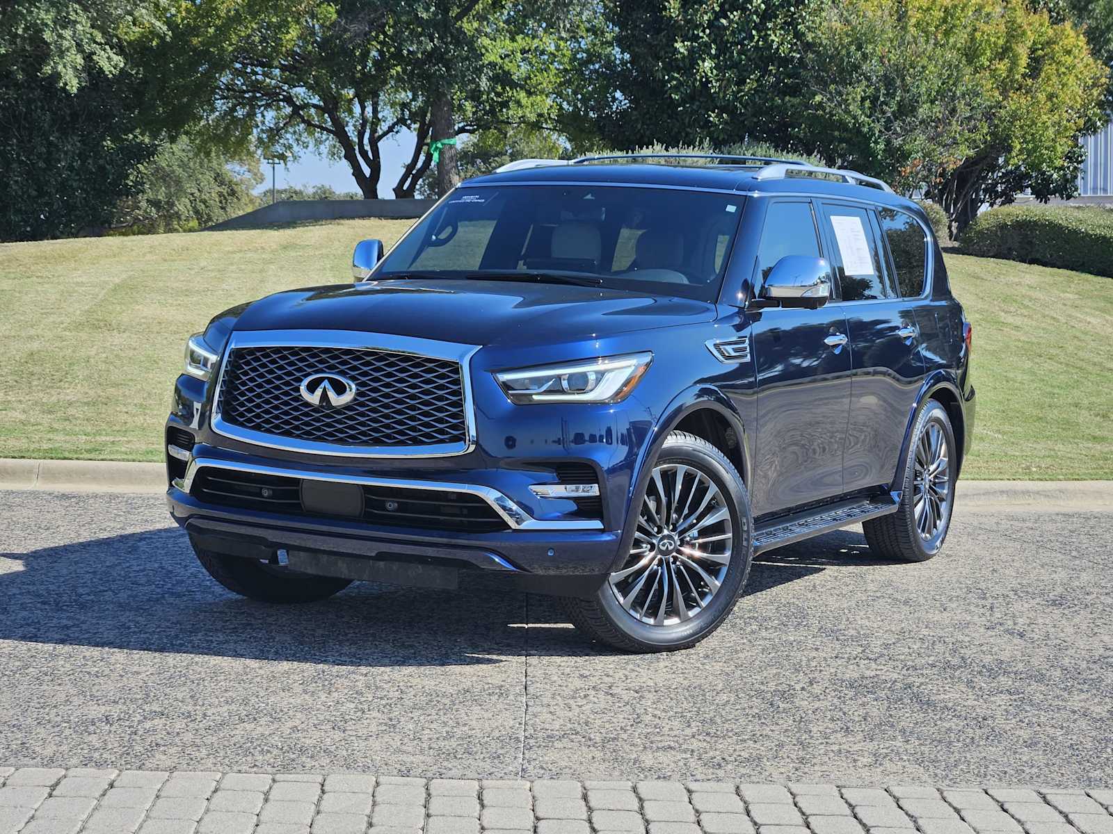 2024 INFINITI QX80