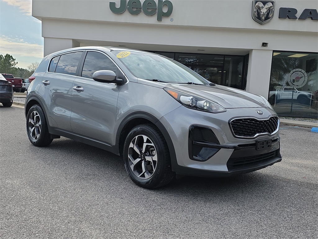2022 Kia Sportage LX's photo