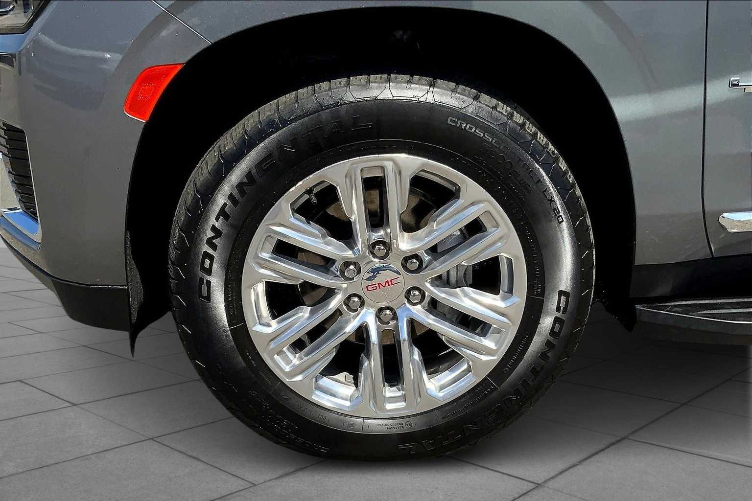 2022 Gmc Yukon XL SLT photo 10
