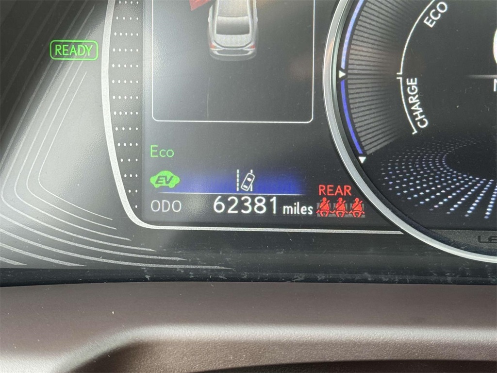 2019 Lexus ES 300h photo 22