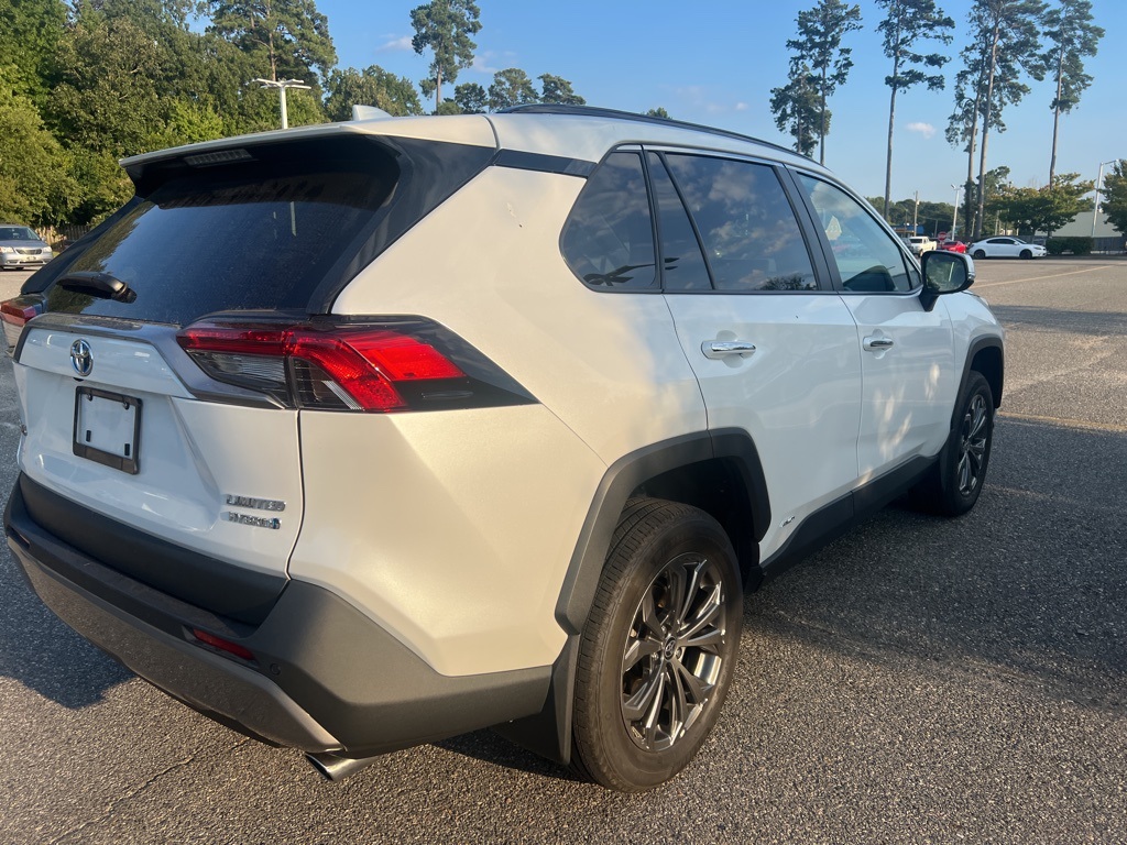 2024 Toyota RAV4 Hybrid Limited photo 7