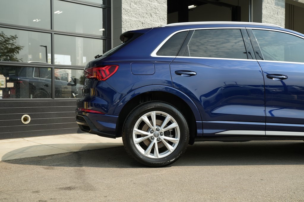 2021 Audi Q3 S line Premium photo 6